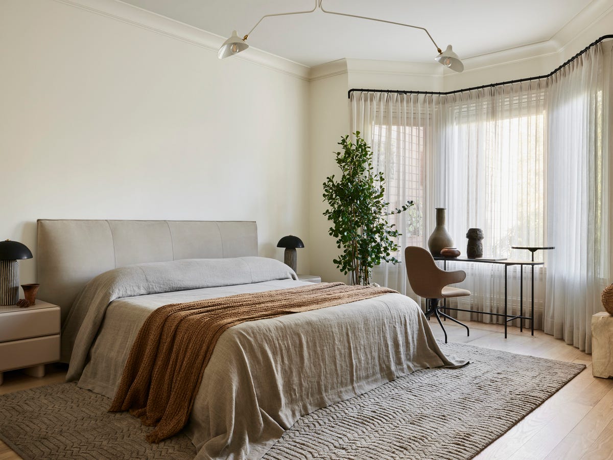 Bedroom biophilic transformation — before